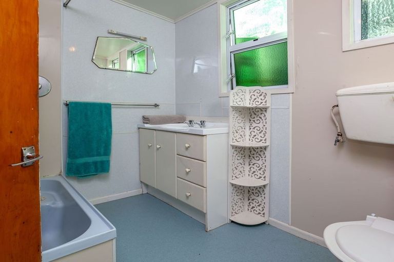 Photo of property in 974 Thames Coast Sh25 Road, Kereta, Thames, 3575