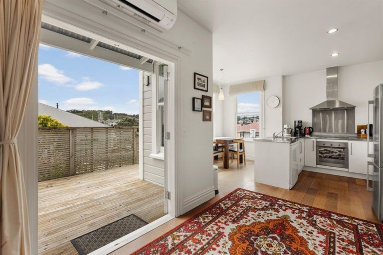 Photo of property in 6 Millward Street, Newtown, Wellington, 6021