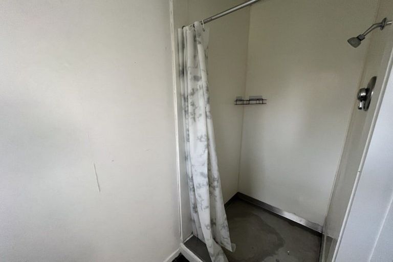 Photo of property in 16 Keeling Street, West End, Palmerston North, 4412