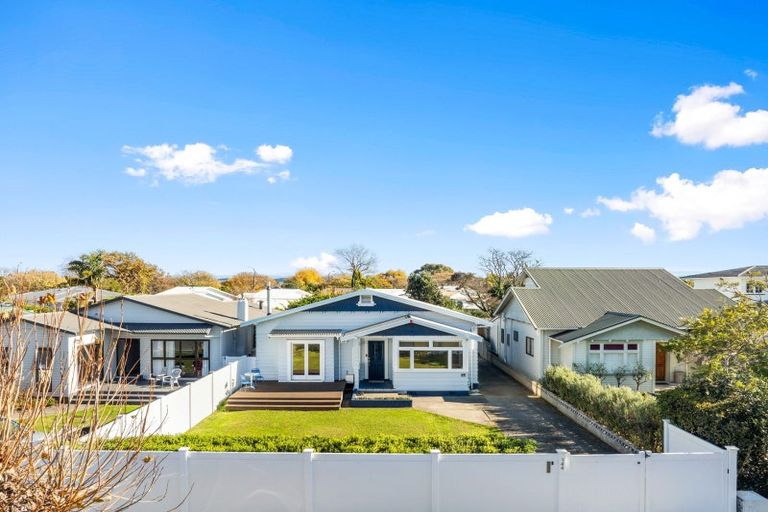 Photo of property in 144 Nelson Crescent, Napier South, Napier, 4110