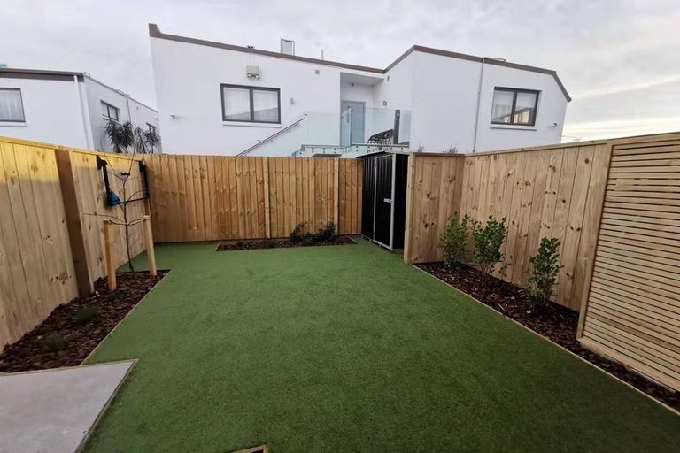 Photo of property in 4/241 Lincoln Road, Addington, Christchurch, 8024