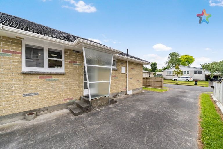 Photo of property in 6a Heather Grove, Fairfield, Lower Hutt, 5011