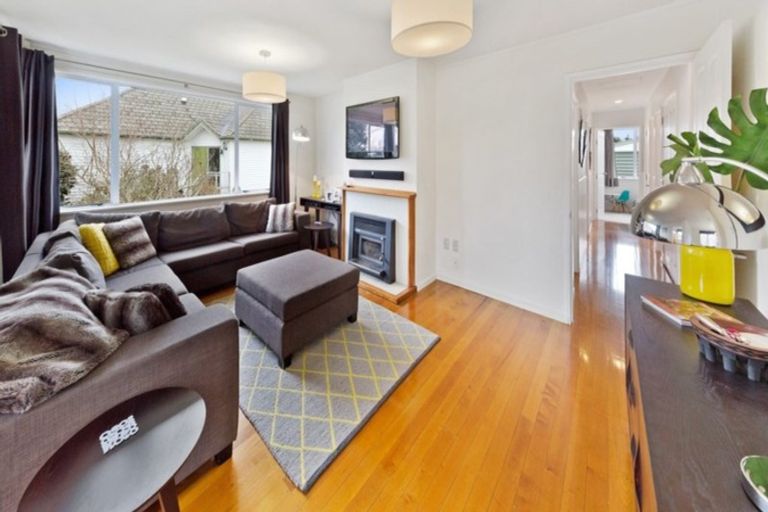 Photo of property in 31 Village Way, Ardmore, Papakura, 2582