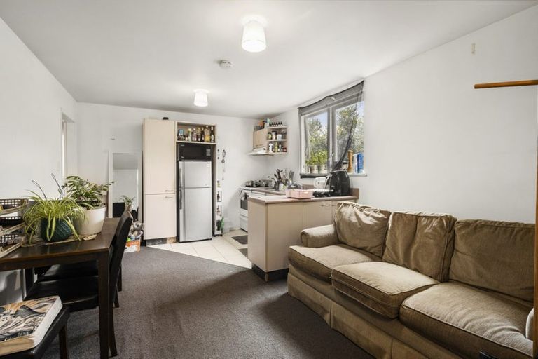 Photo of property in 33 Verviers Street, Karori, Wellington, 6012