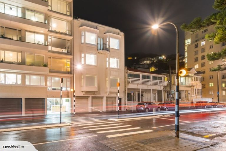 Photo of property in 3/246 Oriental Parade, Oriental Bay, Wellington, 6011