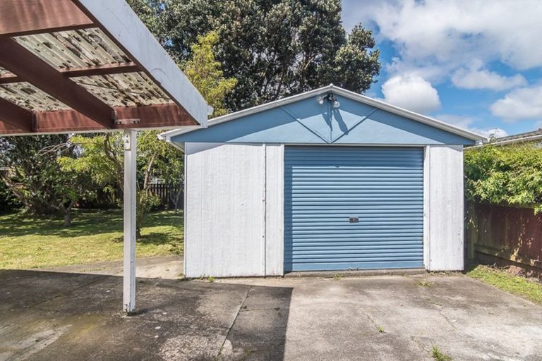 Photo of property in 8 Tawa Street, Waikanae, 5036