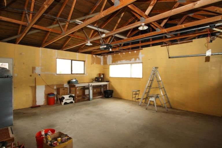 Photo of property in 24 Hetley Crescent, Taradale, Napier, 4112