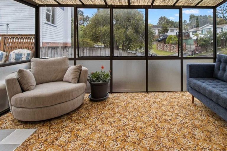 Photo of property in 72 Glendene Avenue, Glendene, Auckland, 0602