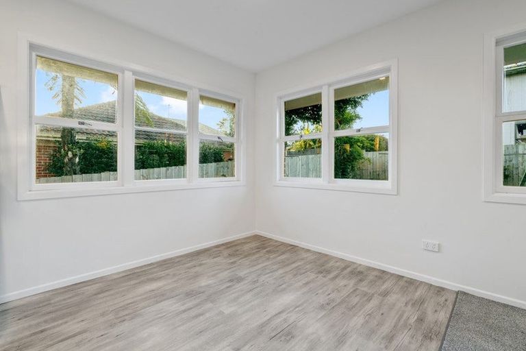 Photo of property in 47 Grande Vue Road, Hillpark, Auckland, 2102