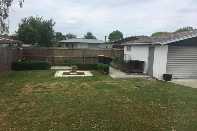 Photo of property in 54 Norrie Street, Redwood, Christchurch, 8051
