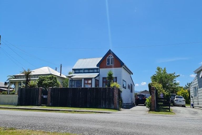 Photo of property in 171 Romilly Street, Westport, 7825