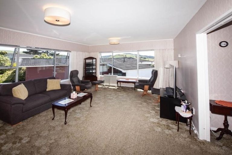 Photo of property in 46 Cranwell Street, Churton Park, Wellington, 6037