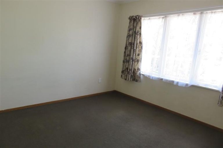 Photo of property in 17 Oreil Avenue, West Harbour, Auckland, 0618