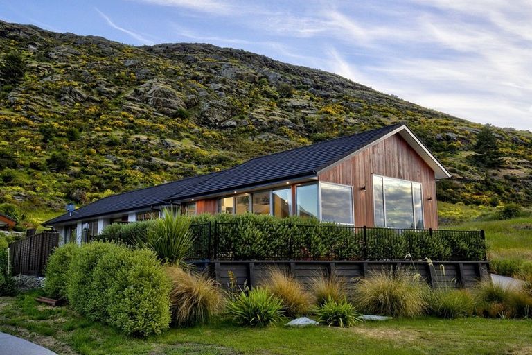Photo of property in 15 Silverwood Lane, Kawarau Falls, Queenstown, 9300