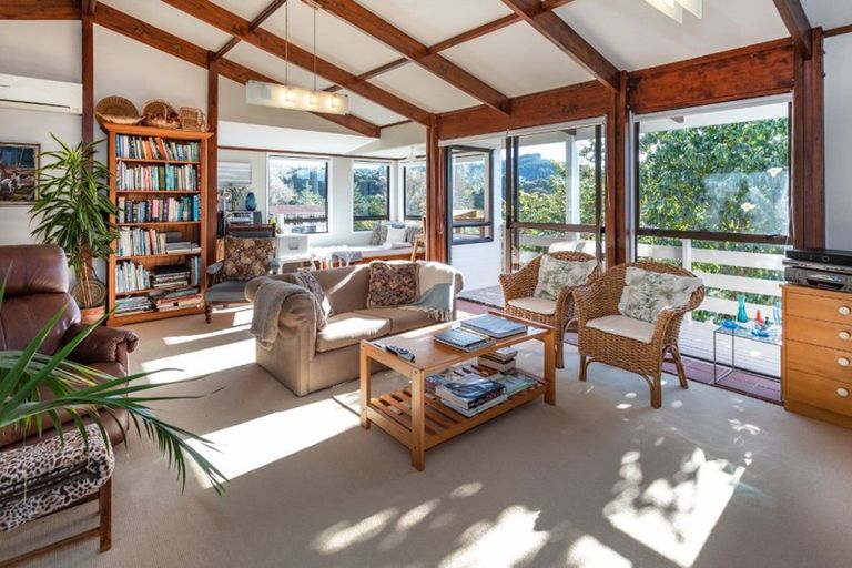 Photo of property in 101 Tukere Drive, Whangamata, 3620