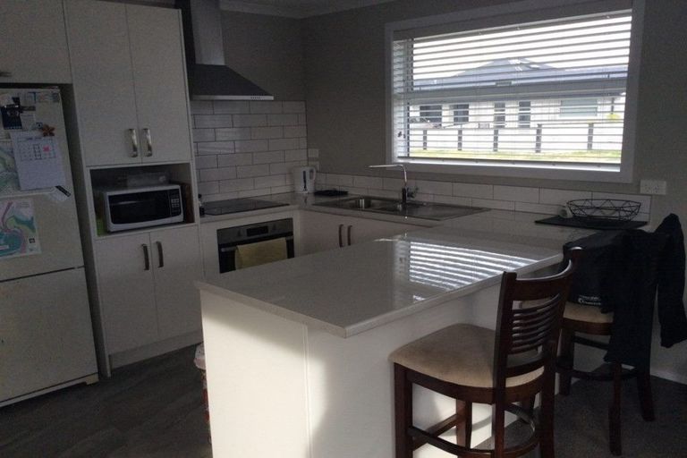 Photo of property in 4 Cupples Street, Papamoa Beach, Papamoa, 3118