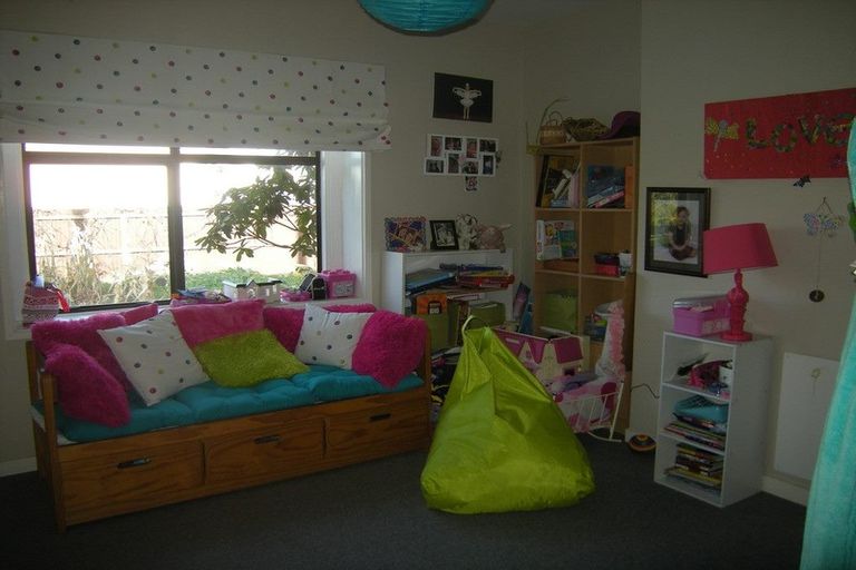 Photo of property in 6 Messines Street, Leeston, 7632