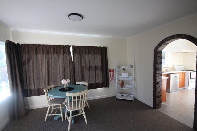 Photo of property in 75 Robinson Avenue, Holdens Bay, Rotorua, 3010