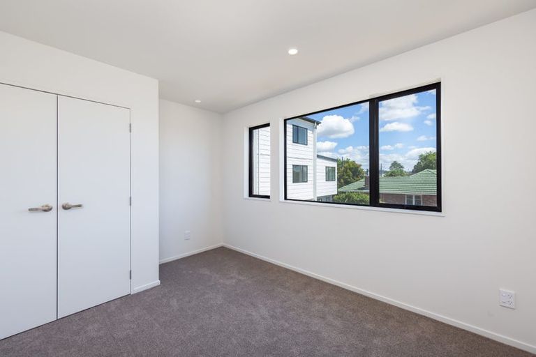 Photo of property in 10/115 Swanson Road, Henderson, Auckland, 0610