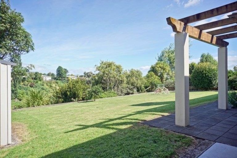 Photo of property in 7 Troy Place, Te Puke, 3119