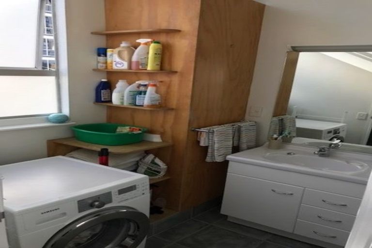 Photo of property in Edward Street Apartments, 22/3 Edward Street, Te Aro, Wellington, 6011