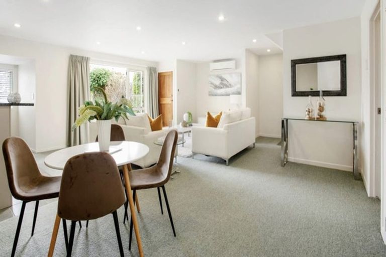 Photo of property in 57 The Terrace, Herald Island, Auckland, 0618