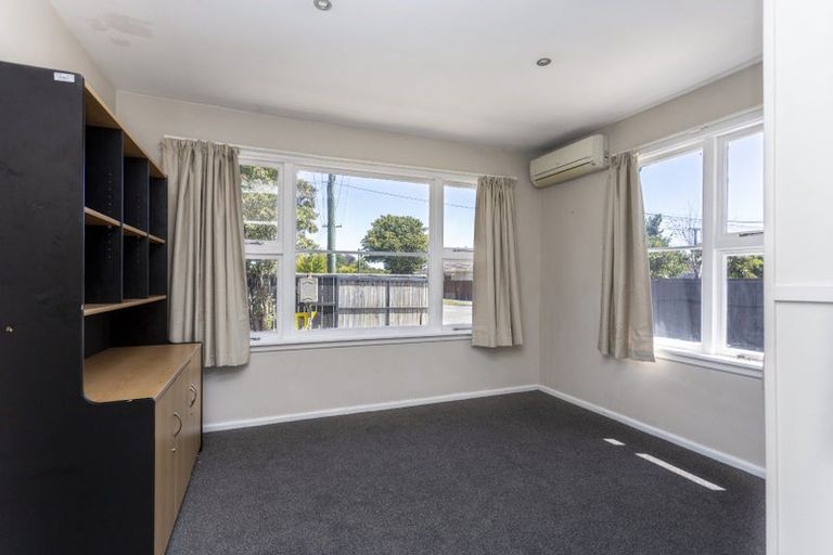 Photo of property in 14 Sledmere Street, Burnside, Christchurch, 8053
