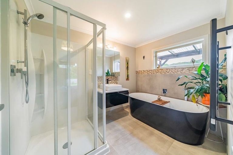 Photo of property in 5 Paton Street, Maymorn, Upper Hutt, 5018