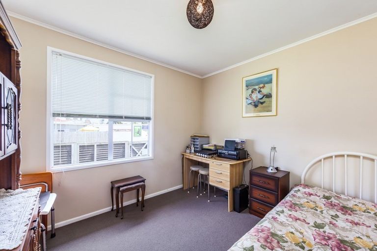 Photo of property in 56 Tiraumea Drive, Pakuranga, Auckland, 2010