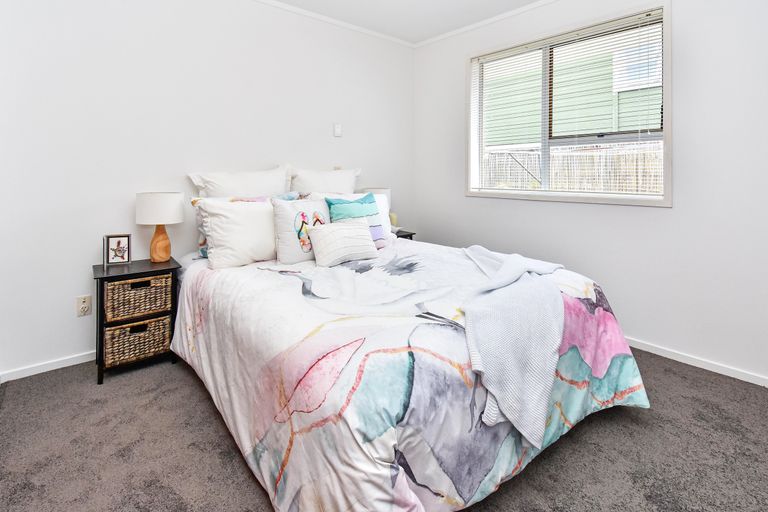 Photo of property in 2/54 Moore Street, Howick, Auckland, 2014