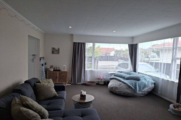 Photo of property in 257 Waterloo Road, Fairfield, Lower Hutt, 5011