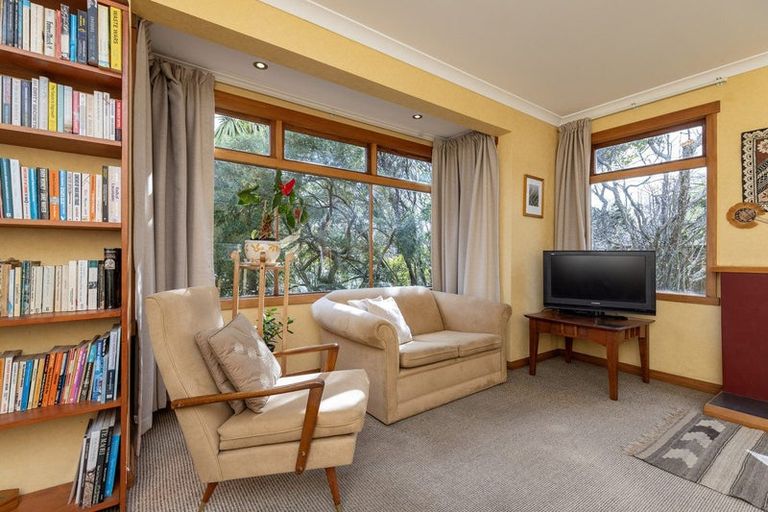 Photo of property in 5 Tennis Court Road, Raumati South, Paraparaumu, 5032