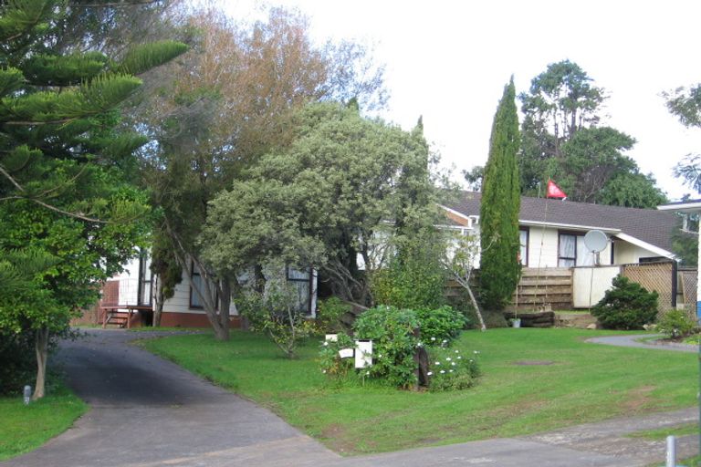 Photo of property in 1/18 Pulman Place, Clover Park, Auckland, 2019