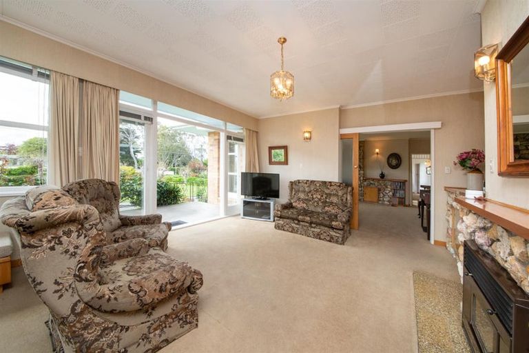 Photo of property in 197 Bridge Street, Bulls, 4818