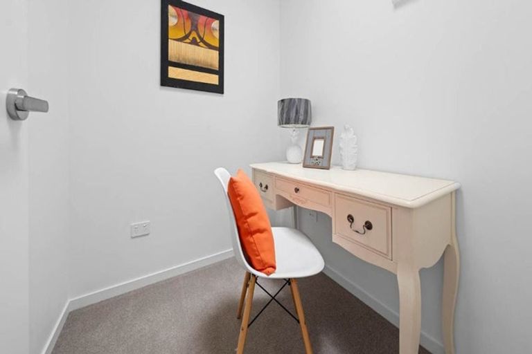 Photo of property in 2/112 Moore Street, Howick, Auckland, 2014