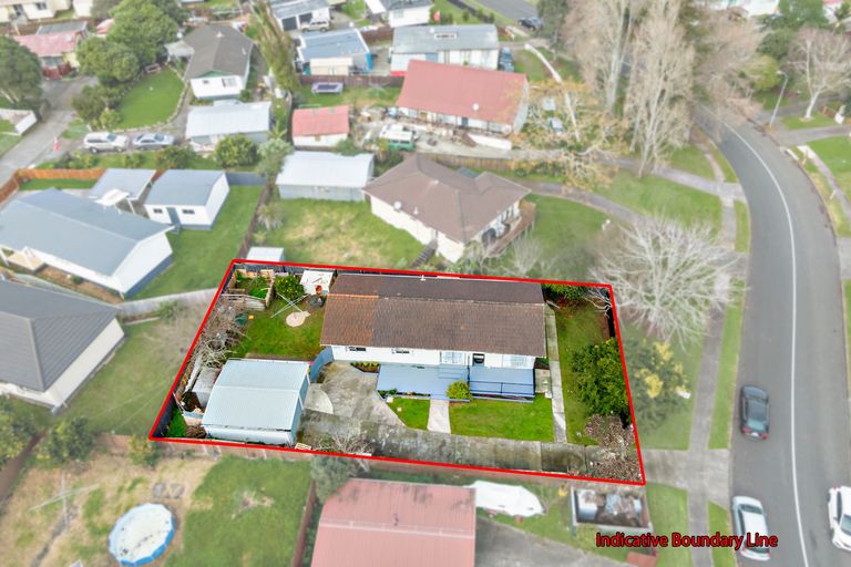 Photo of property in 55 Moncrieff Avenue, Clendon Park, Auckland, 2103
