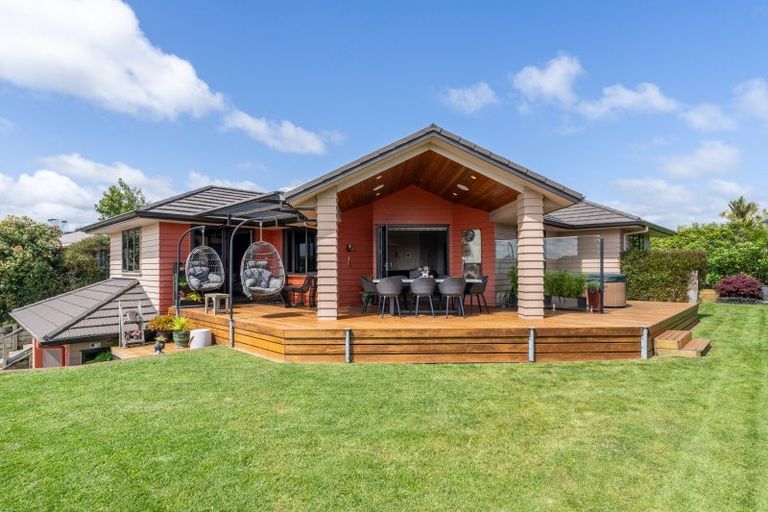 Photo of property in 10 Mahana Place, Raglan, 3225