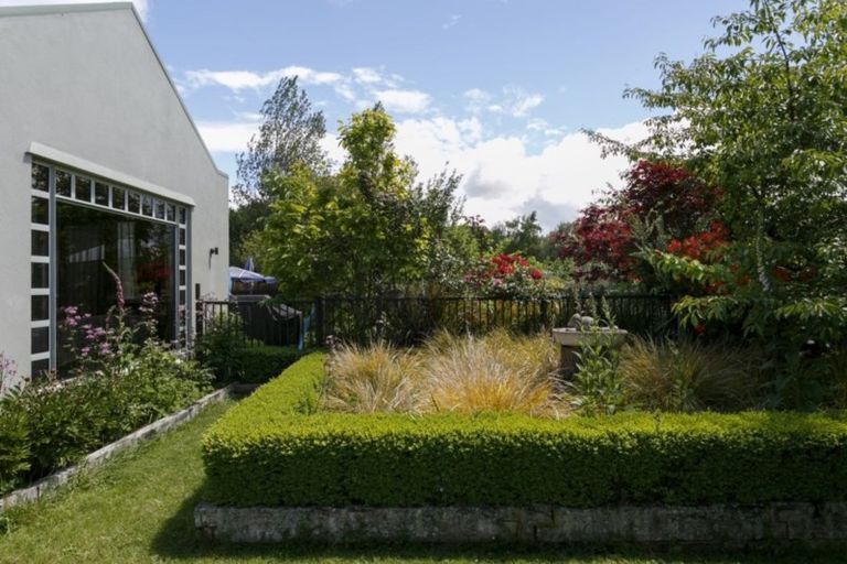 Photo of property in 11 Glen Mohr, Acacia Bay, Taupo, 3385