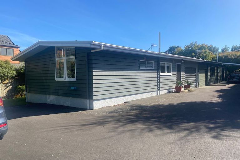 Photo of property in 91 Churchill Avenue, Hokowhitu, Palmerston North, 4410