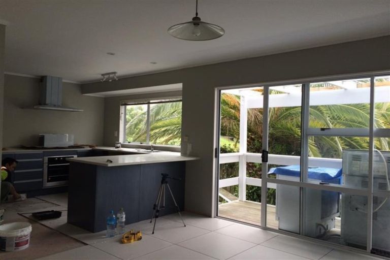 Photo of property in 66 De Quincey Terrace, Highland Park, Auckland, 2010