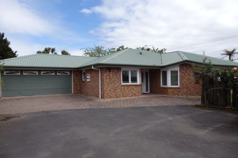 Photo of property in 131a Victoria Street, Cambridge, 3434