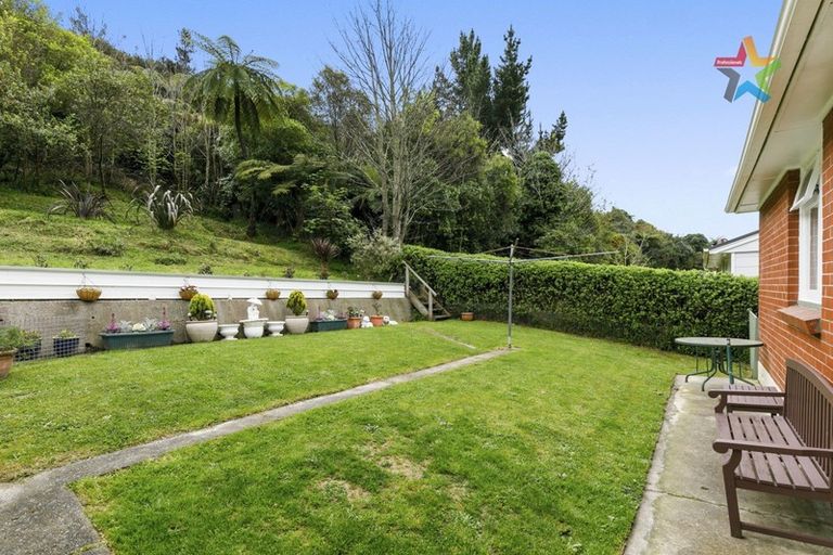 Photo of property in 146 George Street, Stokes Valley, Lower Hutt, 5019