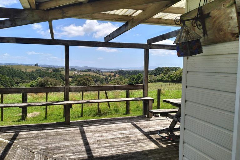 Photo of property in 222a Staniforth Road, Kaiwaka, Wellsford, 0975