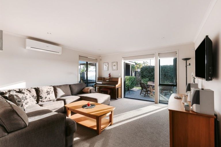 Photo of property in 63 Carrington Drive, Papamoa Beach, Papamoa, 3118