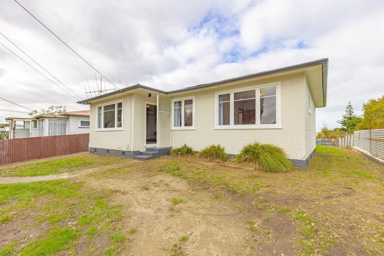 Photo of property in 68 Manuka Street, Castlecliff, Whanganui, 4501