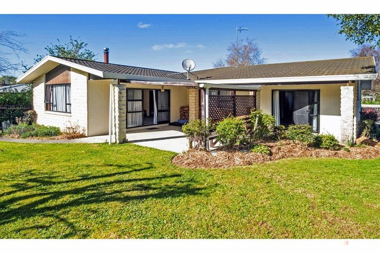 Photo of property in 19 Poplar Street, Gleniti, Timaru, 7910