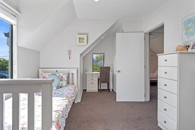 Photo of property in 53 Hawkesbury Avenue, St Albans, Christchurch, 8014