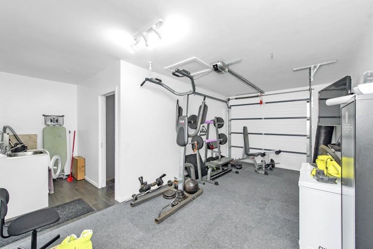 Photo of property in 5 Peel Close, Rolleston, 7614