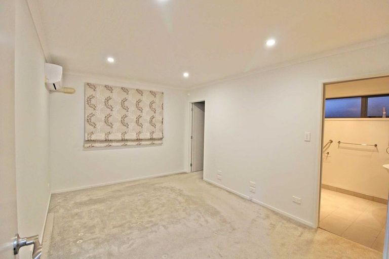 Photo of property in 18 Shrule Place, Huntington, Hamilton, 3210