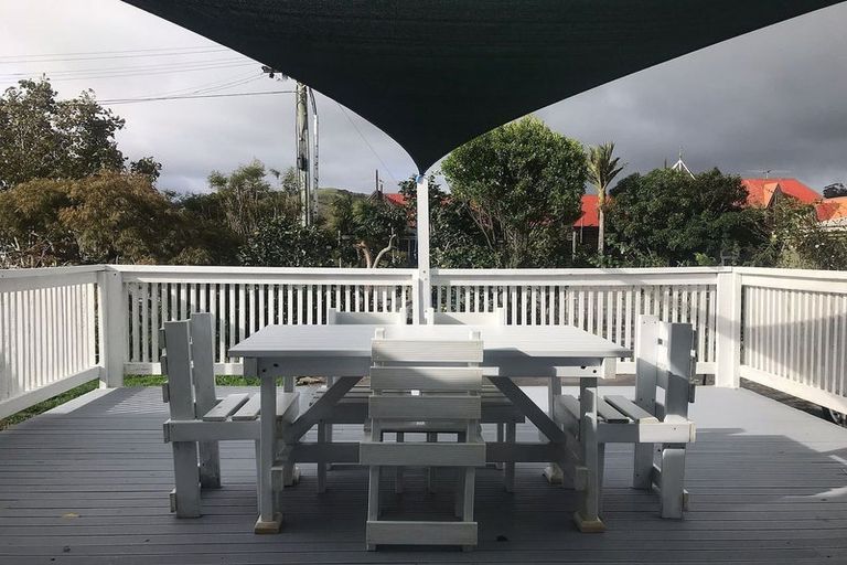 Photo of property in 2 Turenne Street, Inner Kaiti, Gisborne, 4010